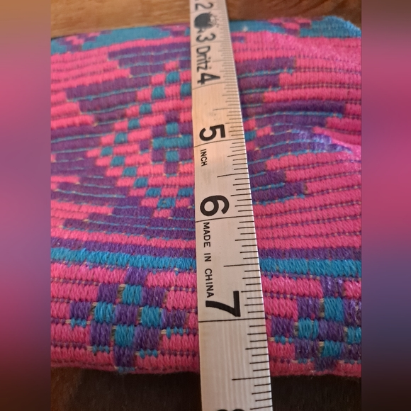 Fabulous MJ New York Clutch - Picture 9 of 11